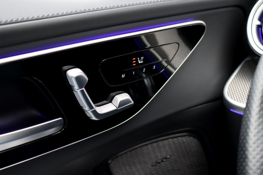 Mercedes-Benz C-Klasse Estate 300 e AMG Line Premium+ | Panoramadak | Memory | Nappa Leder | Trekhaak | HUD | Augmented Reality | Keyless Go | Surround Camera | Dodehoekassistent |
