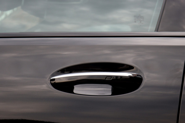 Mercedes-Benz C-Klasse Estate 300 e AMG Line Premium+ | Panoramadak | Memory | Nappa Leder | Trekhaak | HUD | Augmented Reality | Keyless Go | Surround Camera | Dodehoekassistent |