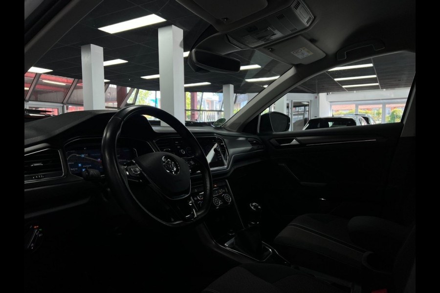 Volkswagen T-Roc 1.0 TSI Carplay | LED | Elek.koffer|Virtual