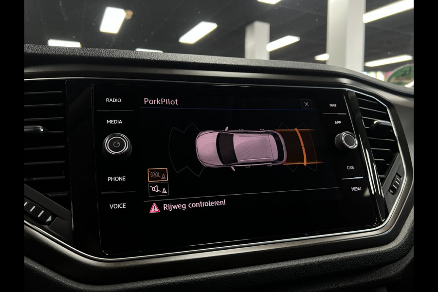 Volkswagen T-Roc 1.0 TSI Carplay | LED | Elek.koffer|Virtual