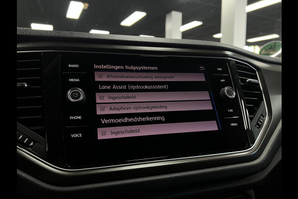 Volkswagen T-Roc 1.0 TSI Carplay | LED | Elek.koffer|Virtual
