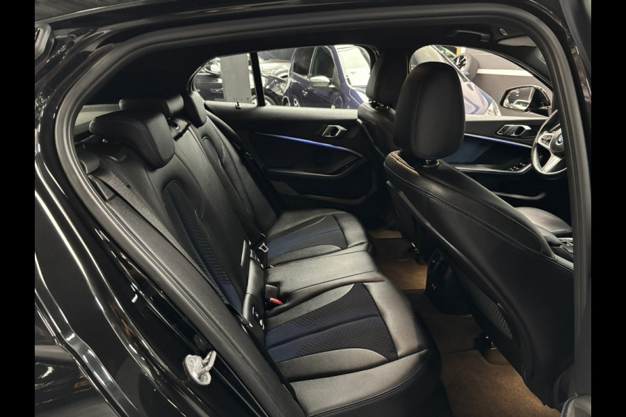 BMW 1-serie 118i Executive M-Sport / Led / Navi / Stoelverwarming