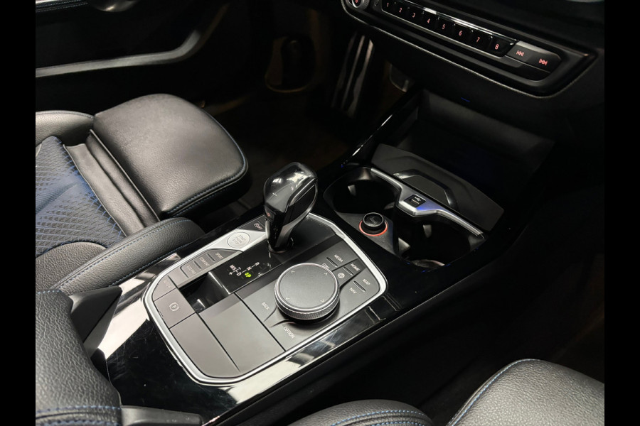 BMW 1-serie 118i Executive M-Sport / Led / Navi / Stoelverwarming