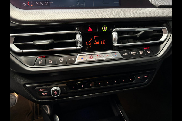 BMW 1-serie 118i Executive M-Sport / Led / Navi / Stoelverwarming