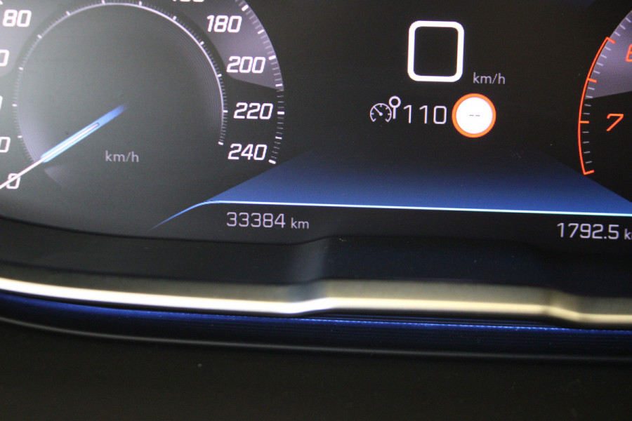 Peugeot 3008 1.2 PureTech Allure Pack Business