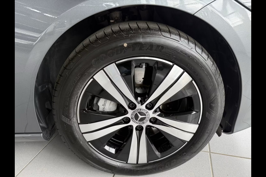 Mercedes-Benz C-Klasse 300e AVANTGARDE ** HIGH LED, PANORAMA, MEM, CAMERA, PRIVACY ** 1e EIG - Ex MB-AG - UNFALLFREI ** ** INFORMEER OOK NAAR ONZE AANTREKKELIJKE FINANCIAL-LEASE TARIEVEN **