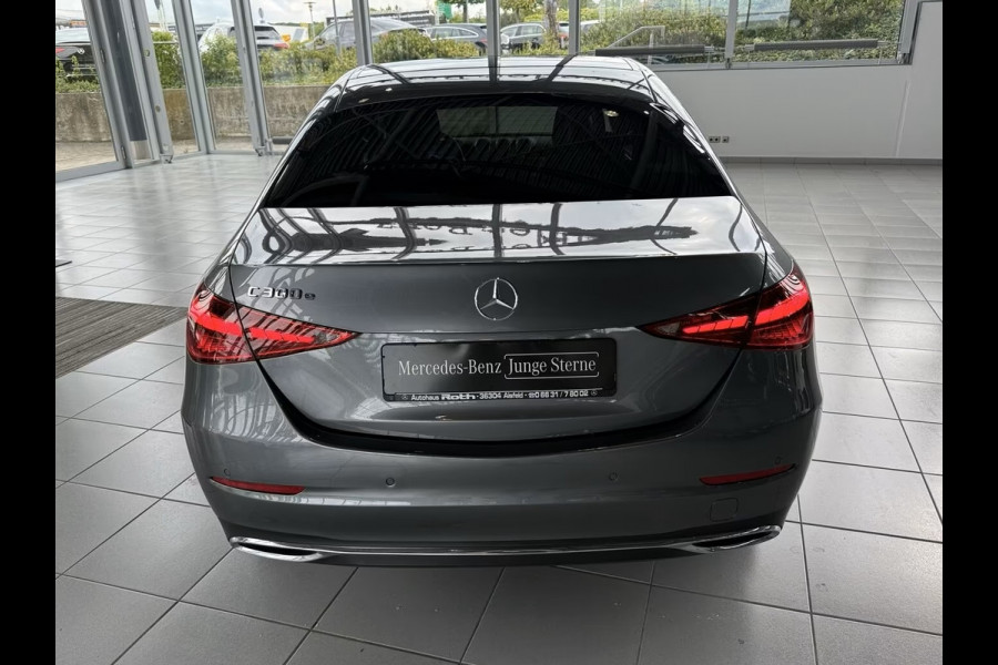 Mercedes-Benz C-Klasse 300e AVANTGARDE ** HIGH LED, PANORAMA, MEM, CAMERA, PRIVACY ** 1e EIG - Ex MB-AG - UNFALLFREI ** ** INFORMEER OOK NAAR ONZE AANTREKKELIJKE FINANCIAL-LEASE TARIEVEN **