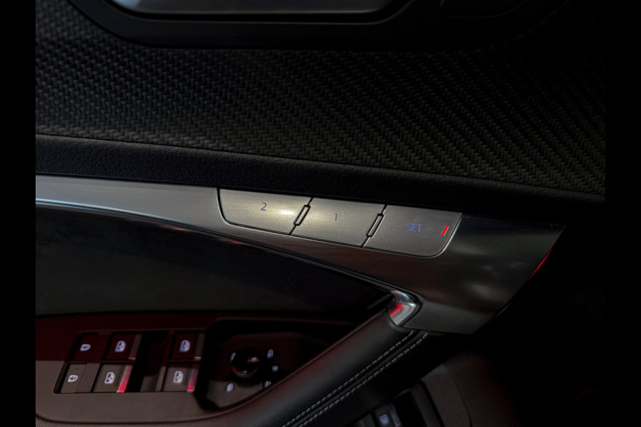 Audi A6 Avant 55 TFSI e quattro S Competition RS-Stoelen|B&o|Sfeer|Panorama|367PK