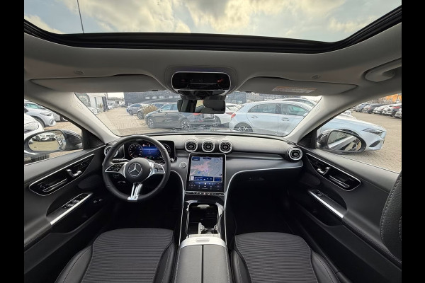 Mercedes-Benz C-Klasse Estate 300e T AVANTGARDE ** LED, PANORAMA, MEMORY, WINTER- & SPIEGEL-PACK, KEYLESS ** 1e EIG - UNFALLFREI ** ** INFORMEER OOK NAAR ONZE AANTREKKELIJKE FINANCIAL-LEASE TARIEVEN **