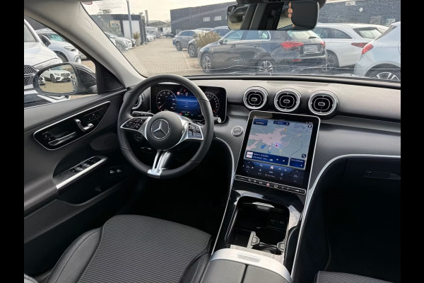 Mercedes-Benz C-Klasse Estate 300e T AVANTGARDE ** LED, PANORAMA, MEMORY, WINTER- & SPIEGEL-PACK, KEYLESS ** 1e EIG - UNFALLFREI ** ** INFORMEER OOK NAAR ONZE AANTREKKELIJKE FINANCIAL-LEASE TARIEVEN **