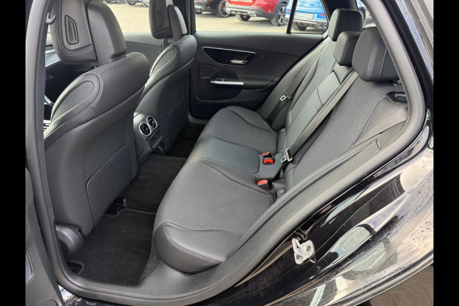 Mercedes-Benz C-Klasse Estate 300e T AVANTGARDE ** LED, PANORAMA, MEMORY, WINTER- & SPIEGEL-PACK, KEYLESS ** 1e EIG - UNFALLFREI ** ** INFORMEER OOK NAAR ONZE AANTREKKELIJKE FINANCIAL-LEASE TARIEVEN **