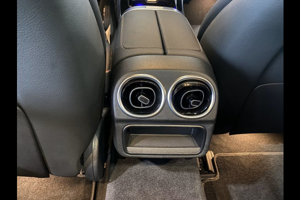 Mercedes-Benz C-Klasse Estate 300e T AVANTGARDE ** LED, PANORAMA, DISTR, MEM, WINTER & SPIEGEL-PACK ** 1e EIG - UNFALLFREI ** ** INFORMEER OOK NAAR ONZE AANTREKKELIJKE FINANCIAL-LEASE TARIEVEN **