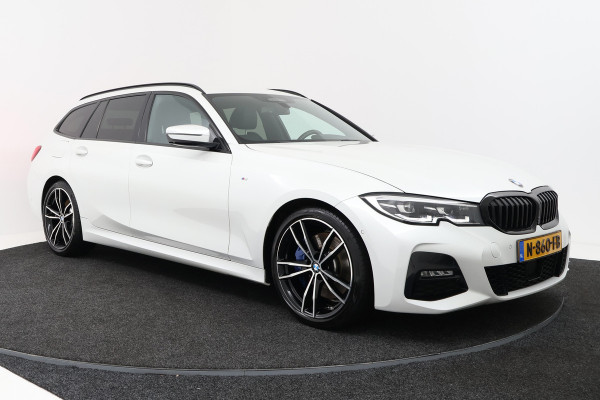 BMW 3 Serie Touring 330i High Executive (CAMERA, STOELVERWARMING, SFEERVERLICHTING, ELEKTR STOELEN, PARKEERSENSOREN)