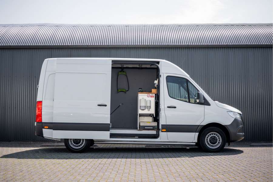 Mercedes-Benz Sprinter 311 CDI L2H2 | Volledig Ingericht | Mbux | Camera | Navi | Climatronic