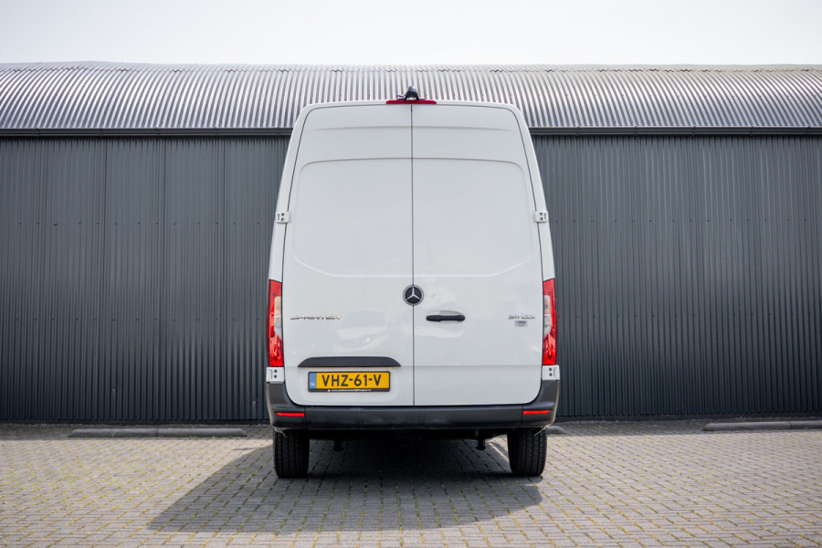 Mercedes-Benz Sprinter 311 CDI L2H2 | Volledig Ingericht | Mbux | Camera | Navi | Climatronic