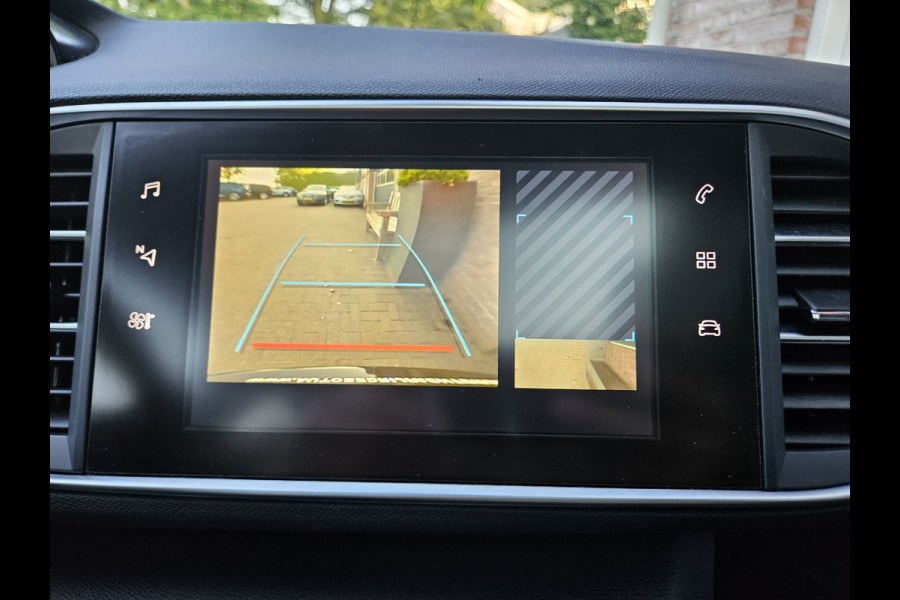 Peugeot 308 1.2 PureTech Blue Lease Premium Automaat! Panoramadak! Dealer Onderhouden! NAP! Navigatie!