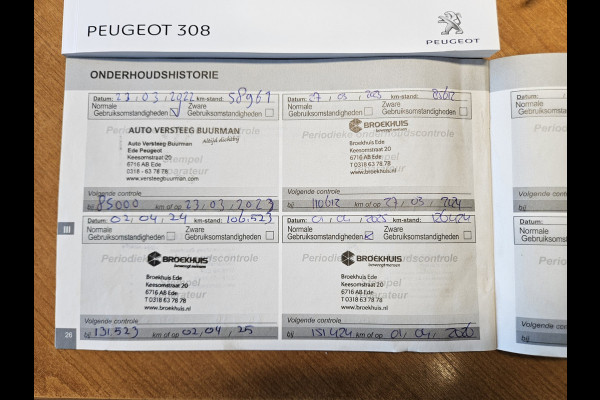 Peugeot 308 1.2 PureTech Blue Lease Premium Automaat! Panoramadak! Dealer Onderhouden! NAP! Navigatie!