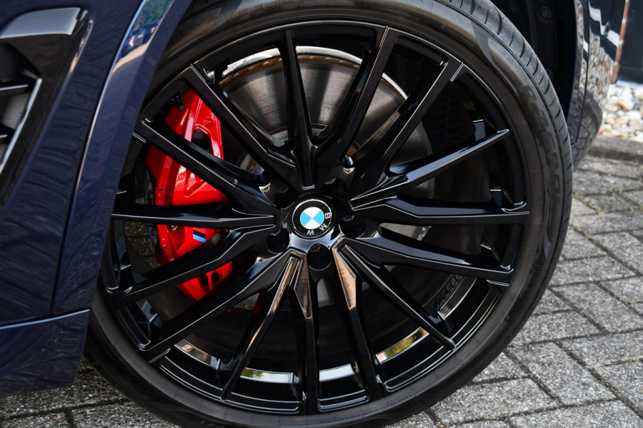 BMW X5 xDrive50e M-Sport Pro Skylounge ACC Trekh B&W Massage Ventilatie Alcantara 22inch