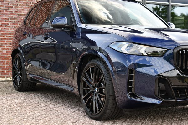 BMW X5 xDrive50e M-Sport Pro Skylounge ACC Trekh B&W Massage Ventilatie Alcantara 22inch