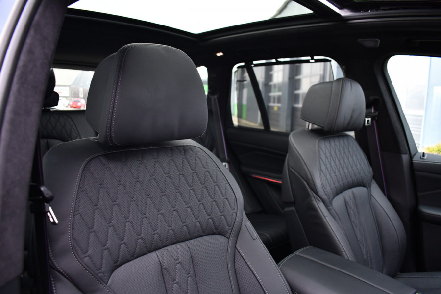 BMW X5 xDrive50e M-Sport Pro Skylounge ACC Trekh B&W Massage Ventilatie Alcantara 22inch