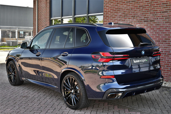 BMW X5 xDrive50e M-Sport Pro Skylounge ACC Trekh B&W Massage Ventilatie Alcantara 22inch