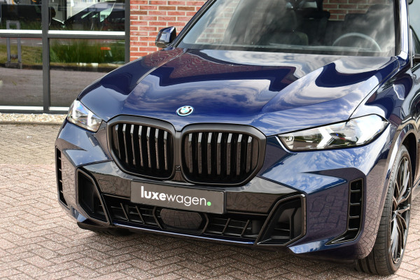BMW X5 xDrive50e M-Sport Pro Skylounge ACC Trekh B&W Massage Ventilatie Alcantara 22inch