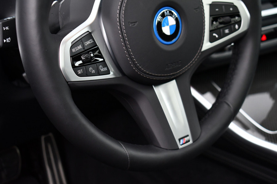 BMW X5 xDrive50e M-Sport Pro Skylounge ACC Trekh B&W Massage Ventilatie Alcantara 22inch
