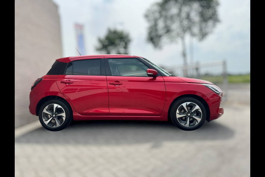 Suzuki Swift 1.2 Select Smart Hybrid CAMERA / PARKEERSENSOREN / NAVIGATIE / CRUISE CONTROL / STOELVERWARMING / ECC