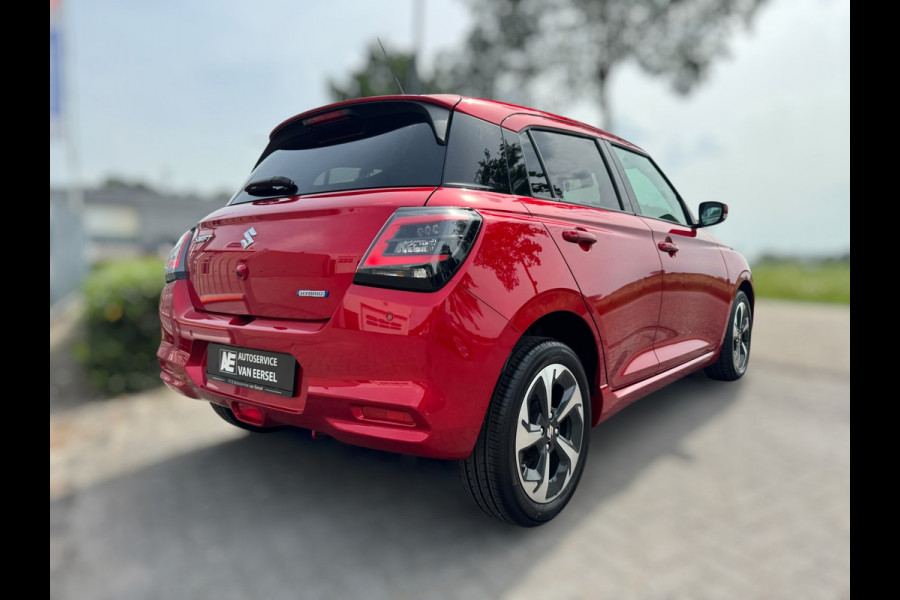 Suzuki Swift 1.2 Select Smart Hybrid CAMERA / PARKEERSENSOREN / NAVIGATIE / CRUISE CONTROL / STOELVERWARMING / ECC