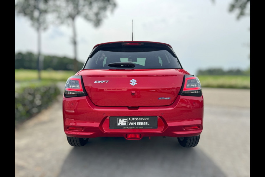 Suzuki Swift 1.2 Select Smart Hybrid CAMERA / PARKEERSENSOREN / NAVIGATIE / CRUISE CONTROL / STOELVERWARMING / ECC