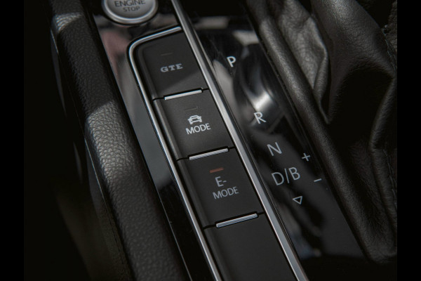 Volkswagen Passat 1.4 TSI PHEV GTE Business Pano|Trekhaak|Headup|Camera|ACC|Stoelverwarming|Ergocomfort|Massage