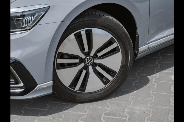 Volkswagen Passat 1.4 TSI PHEV GTE Business Pano|Trekhaak|Headup|Camera|ACC|Stoelverwarming|Ergocomfort|Massage