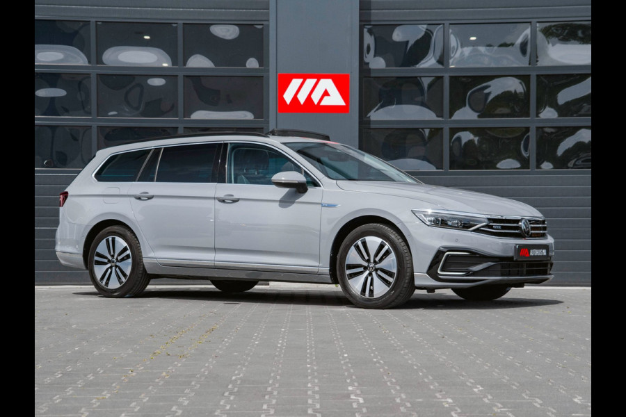 Volkswagen Passat 1.4 TSI PHEV GTE Business Pano|Trekhaak|Headup|Camera|ACC|Stoelverwarming|Ergocomfort|Massage
