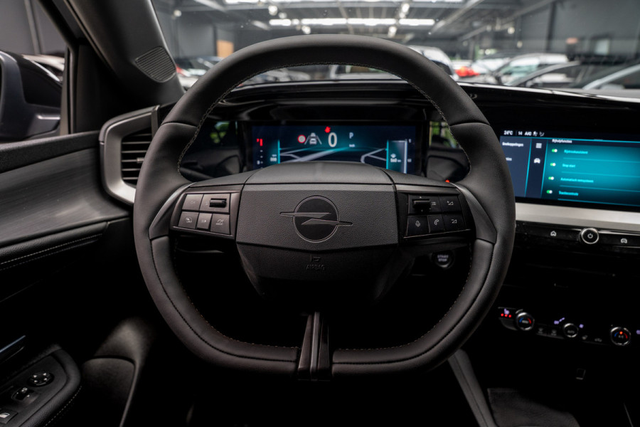 Opel Mokka 1.2 T GS Leer Navi Camera Stuur- & Stoelverwarm. PDC Climate Carplay Keyless Entry + start Cruise LM velgen Nieuw!