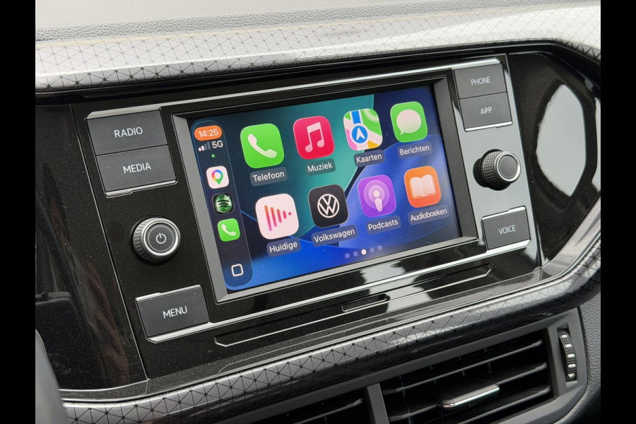 Volkswagen T-Cross 1.0 TSI Style LED 18'' Stoelverw CarPlay