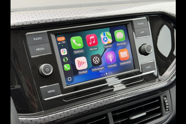 Volkswagen T-Cross 1.0 TSI Style LED 18'' Stoelverw CarPlay