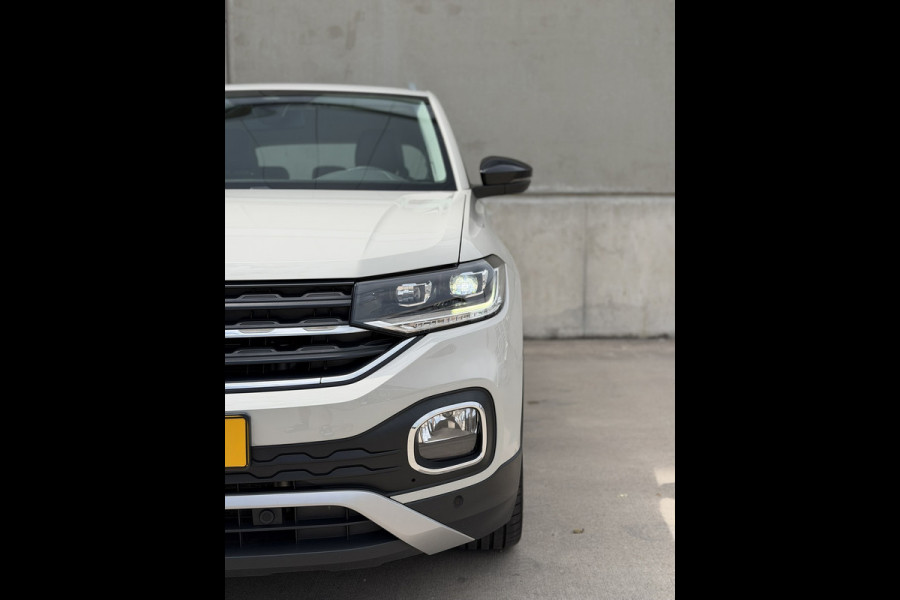 Volkswagen T-Cross 1.0 TSI Style LED 18'' Stoelverw CarPlay