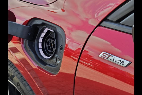 Ford Kuga 2.5 PHEV ST-Line X | Adaptive cruise control | Winter Pack | Head up Display | Dodehoeksensoren | Bang&Olufsen | Nieuwstaat! | Sluitende onderhoudshistorie van Ford! | 2de wielset