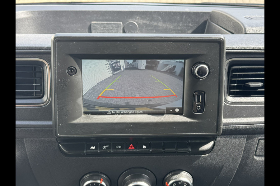 Renault Master T35 2.3 dCi 150 L2H3 3 Zits Trekhaak 3500kg Camera Cruise Carplay Navigatie Airconditioning