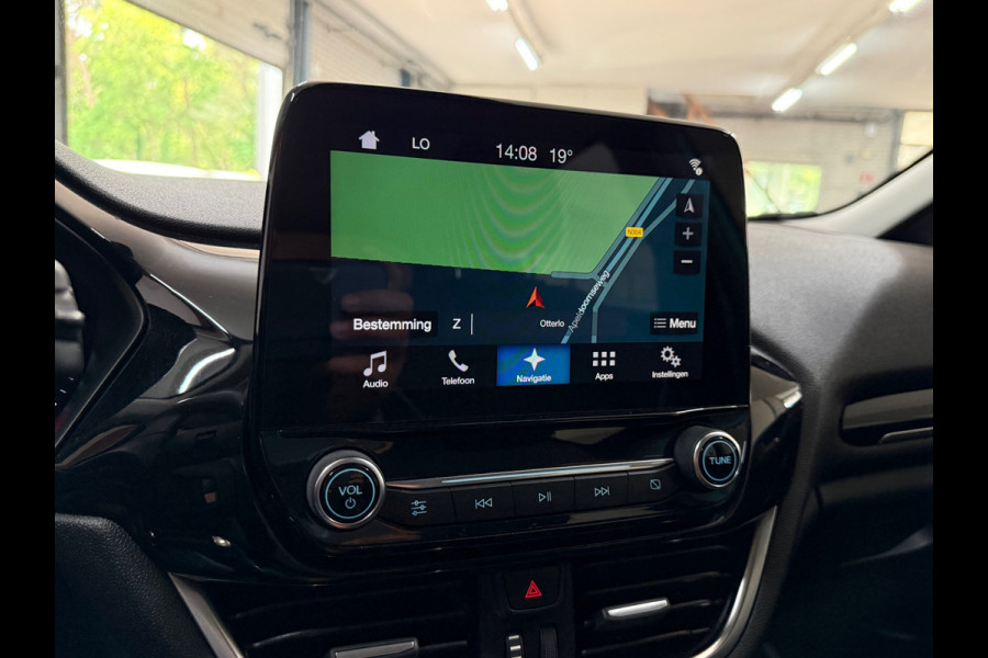 Ford Fiesta 1.0 EcoBoost Titanium | Winterpakket | Camera | Park Assist | Cool&Sound | Ambient |LED| Clima | Cruise | Navi | DAB+