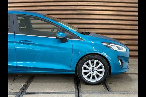 Ford Fiesta 1.0 EcoBoost Titanium | Winterpakket | Camera | Park Assist | Cool&Sound | Ambient |LED| Clima | Cruise | Navi | DAB+