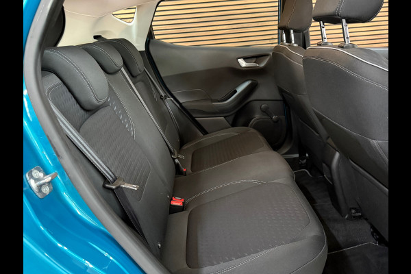 Ford Fiesta 1.0 EcoBoost Titanium | Winterpakket | Camera | Park Assist | Cool&Sound | Ambient |LED| Clima | Cruise | Navi | DAB+
