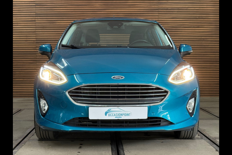 Ford Fiesta 1.0 EcoBoost Titanium | Winterpakket | Camera | Park Assist | Cool&Sound | Ambient |LED| Clima | Cruise | Navi | DAB+