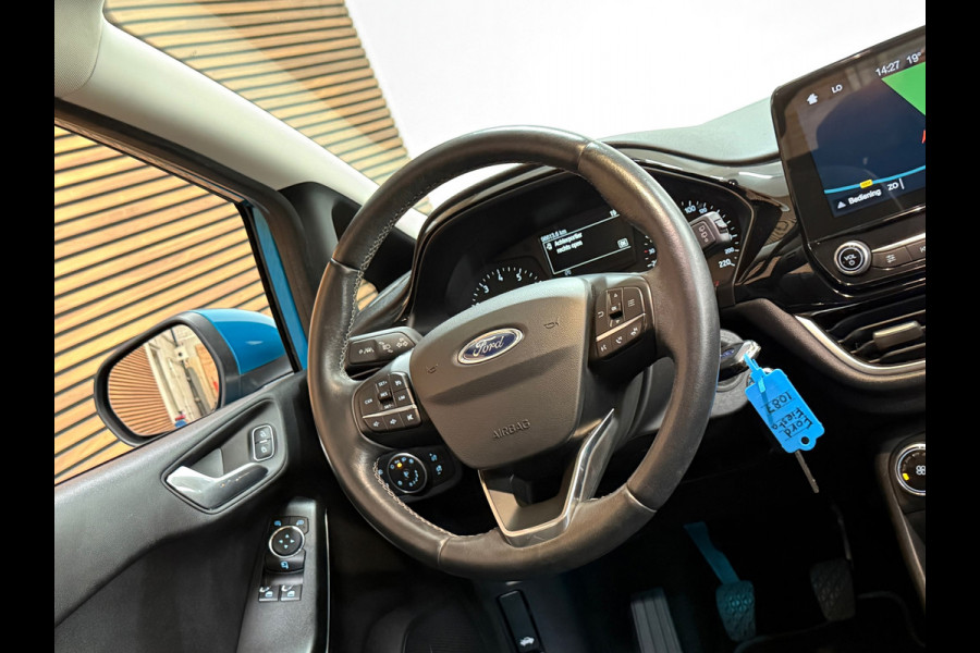 Ford Fiesta 1.0 EcoBoost Titanium | Winterpakket | Camera | Park Assist | Cool&Sound | Ambient |LED| Clima | Cruise | Navi | DAB+