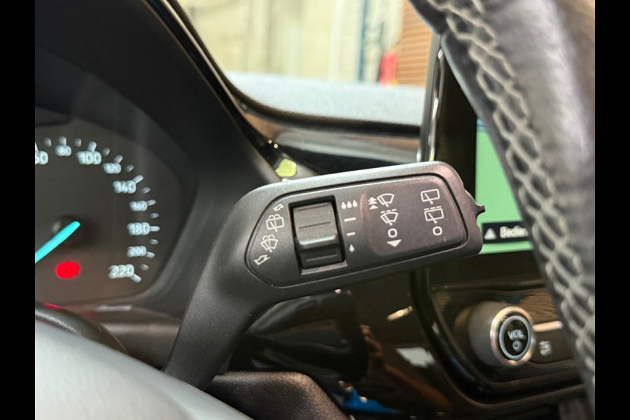 Ford Fiesta 1.0 EcoBoost Titanium | Winterpakket | Camera | Park Assist | Cool&Sound | Ambient |LED| Clima | Cruise | Navi | DAB+