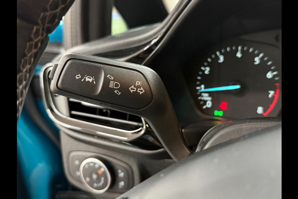 Ford Fiesta 1.0 EcoBoost Titanium | Winterpakket | Camera | Park Assist | Cool&Sound | Ambient |LED| Clima | Cruise | Navi | DAB+