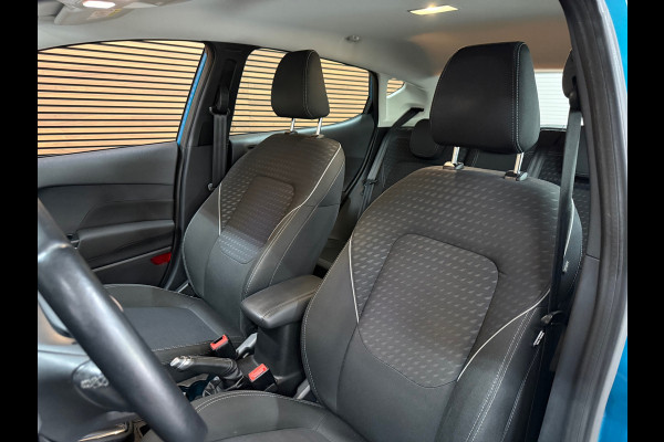 Ford Fiesta 1.0 EcoBoost Titanium | Winterpakket | Camera | Park Assist | Cool&Sound | Ambient |LED| Clima | Cruise | Navi | DAB+