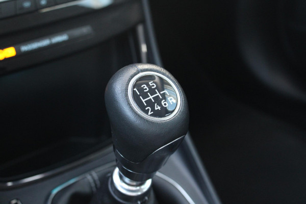 Ford Puma 1.0 EcoBoost Hybrid Titanium | B&O Audio | Stoel + Stuurverwarming | Climate Control | Navigatie | Parkeersensoren | Cruise Control |
