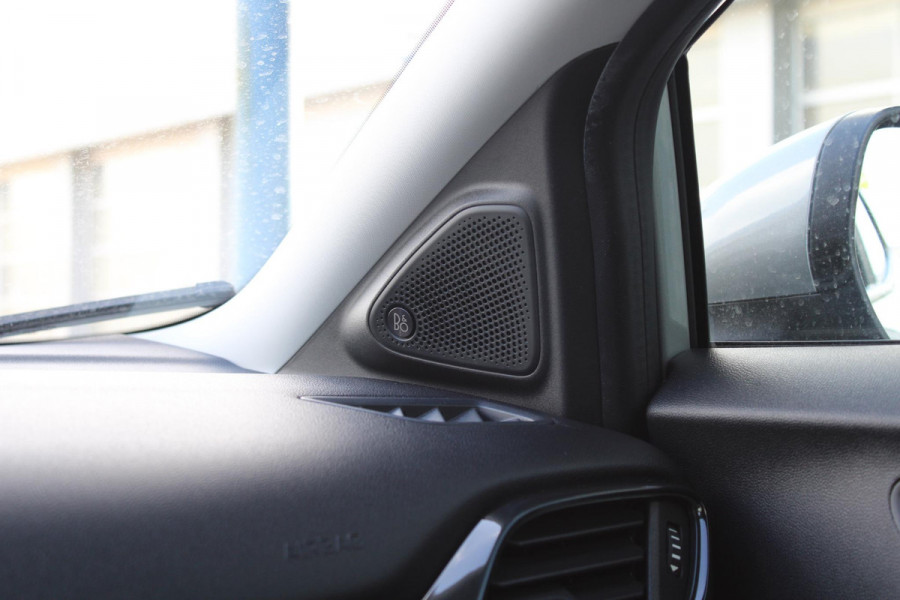 Ford Puma 1.0 EcoBoost Hybrid Titanium | B&O Audio | Stoel + Stuurverwarming | Climate Control | Navigatie | Parkeersensoren | Cruise Control |
