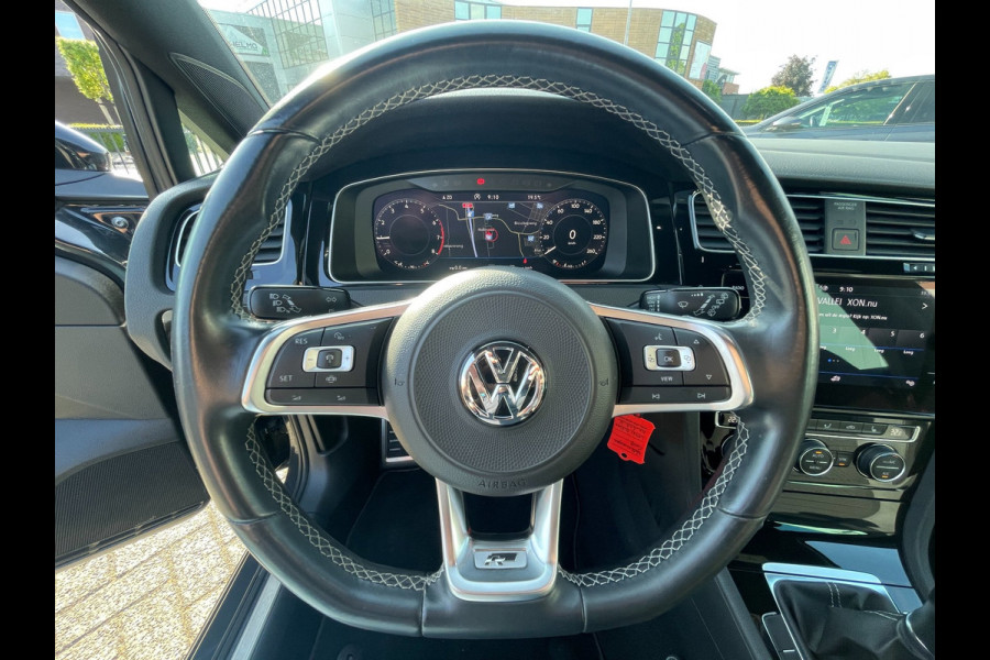 Volkswagen Golf 1.5 TSI R-line | R-line interieur en exterieur pakket | Digitale cockpit